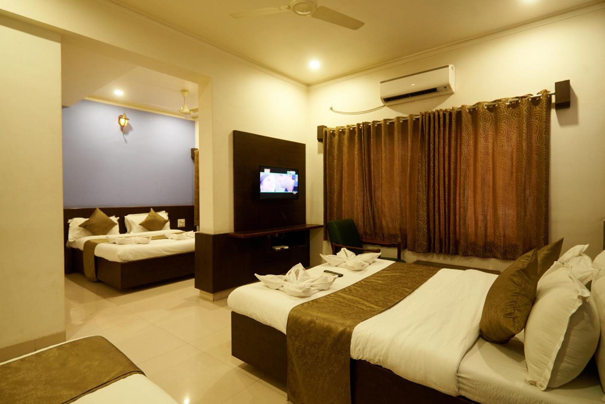 Hotel Pride Inn Shirdi Buitenkant foto