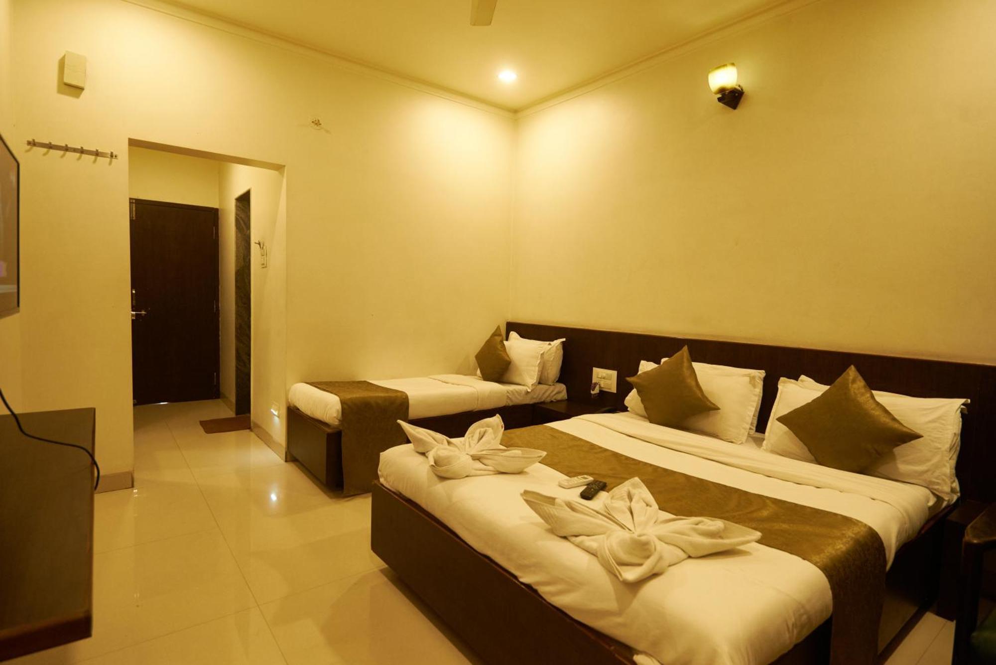 Hotel Pride Inn Shirdi Buitenkant foto